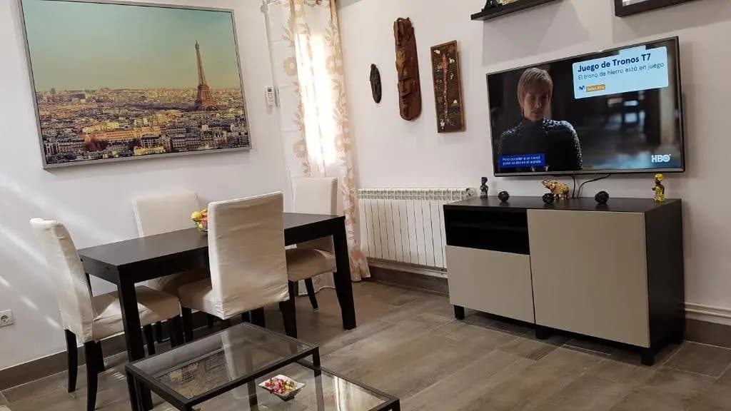 Apartment Meson de Paredes - photo 2