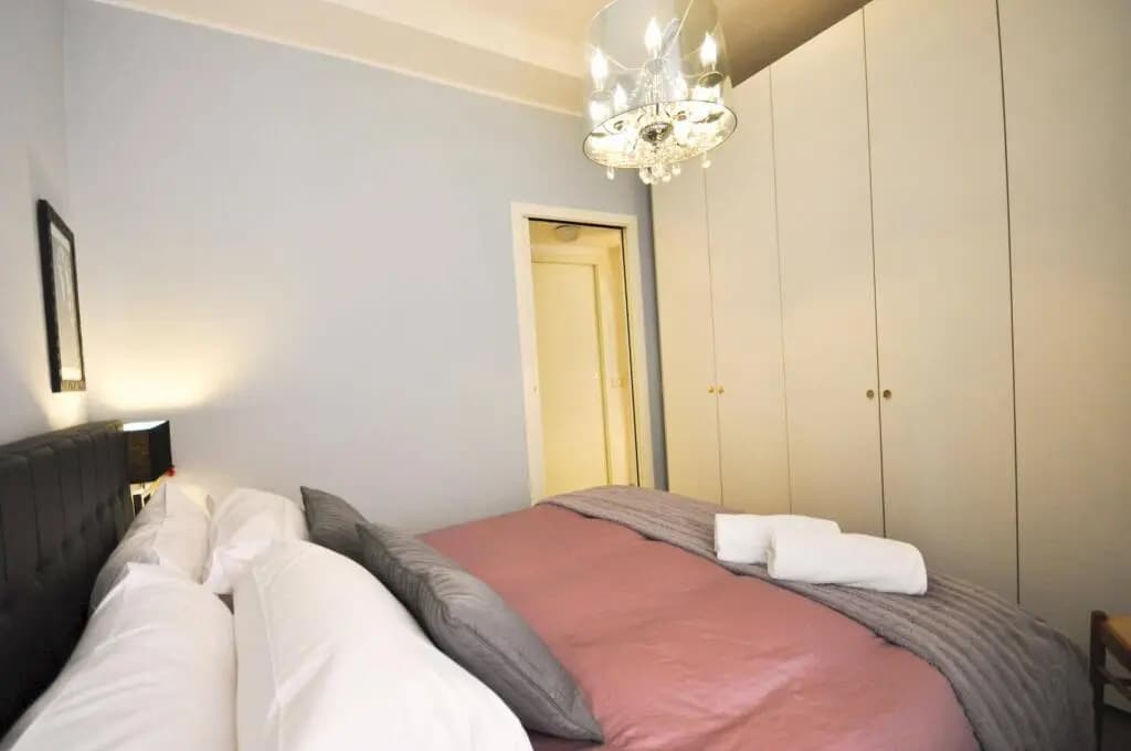 Treasurerome Spanish Steps Family 4BR - photo 1