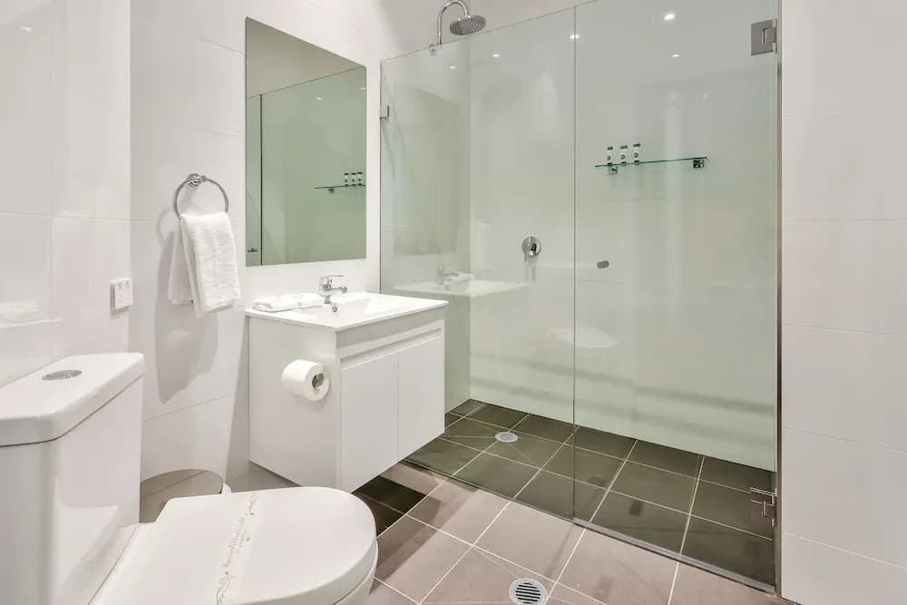 Meridian Hotel - photo 10