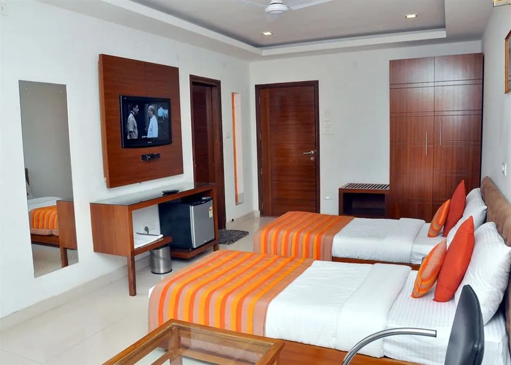 Dwarka Palace - photo 3