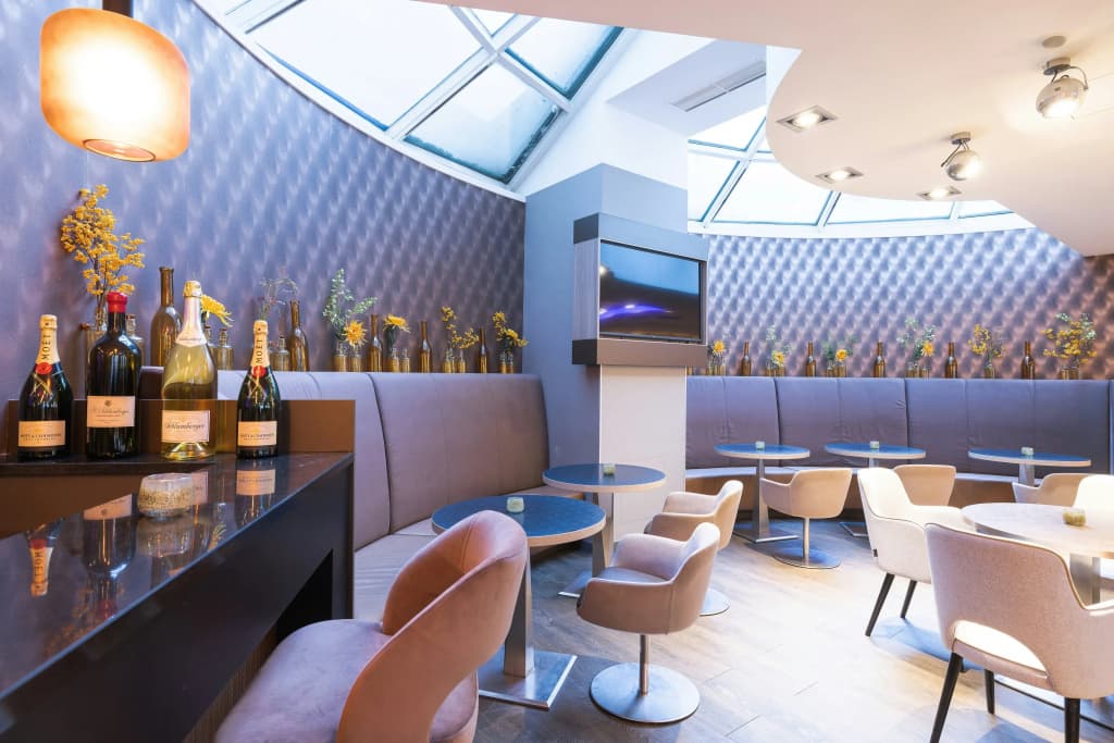 Leonardo Hotel Vienna Westbahnhof - photo 11