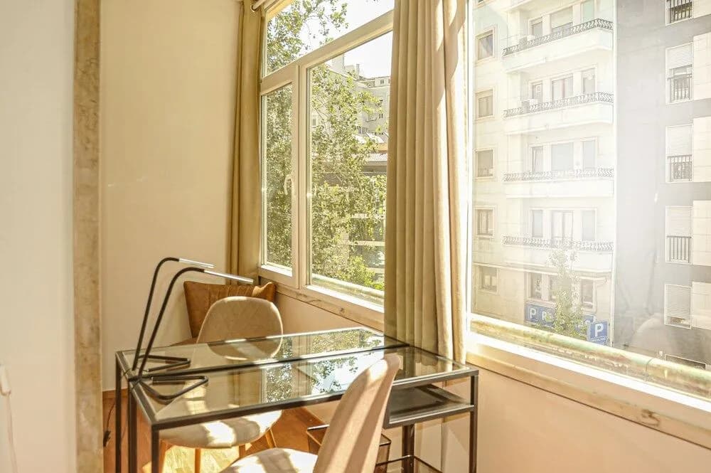My Fair Lisbon -modern flat with elevator in central Lisbon - photo 6