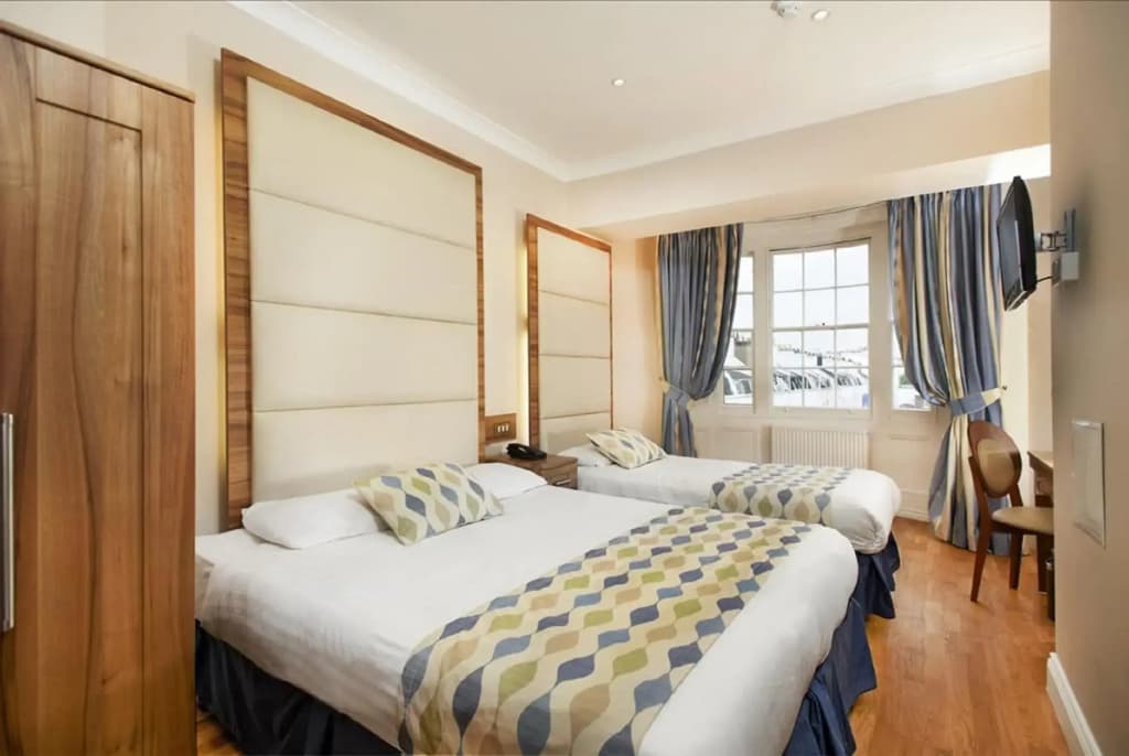 Royal Eagle Hotel - photo 29
