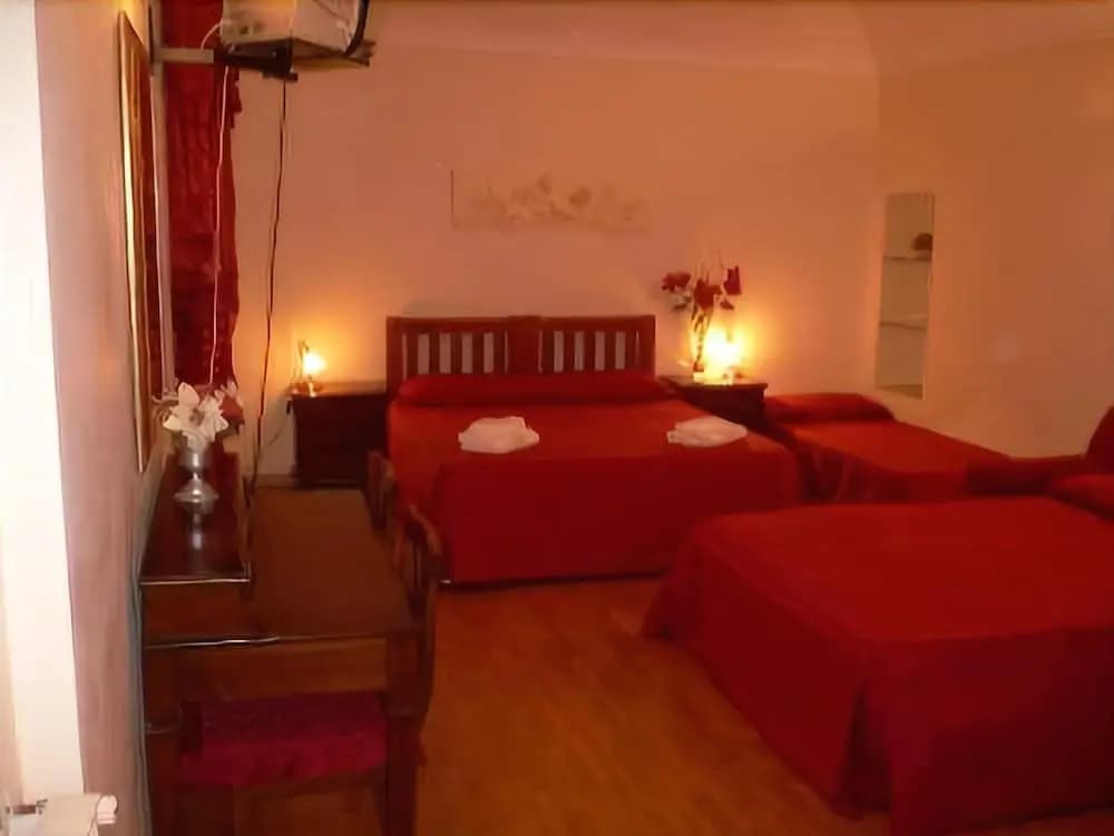 City House - photo 4