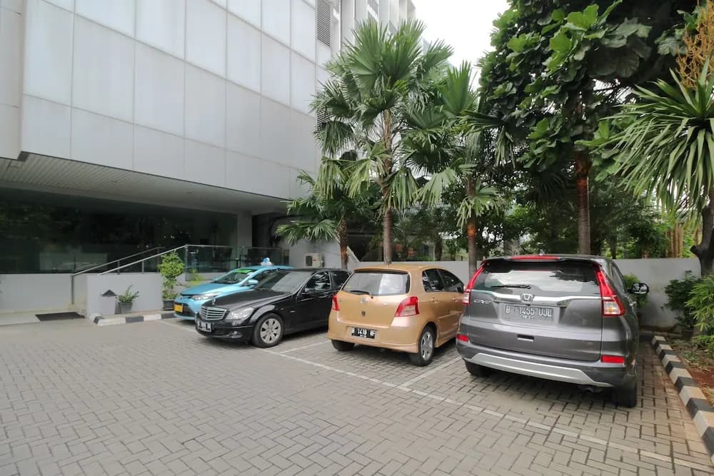 Airy Kuningan Karet Pedurenan 41 Jakarta - photo 20