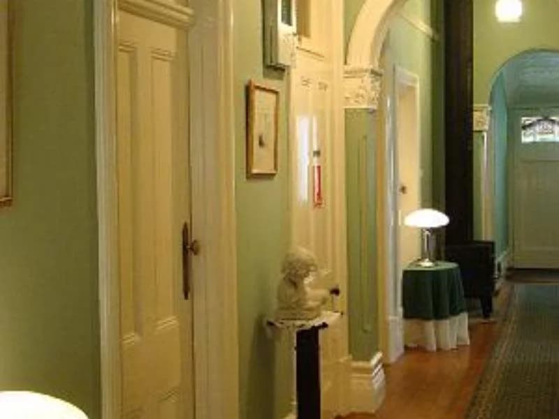 Broomelea Bed & Breakfast - photo 9