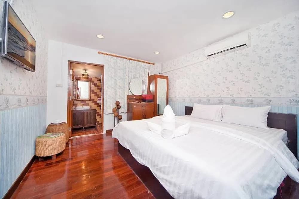 Baan Ruean Thai - photo 2
