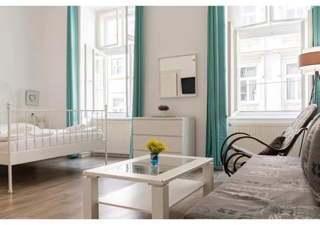 Elegant 1BR Apt. - Great for Long Stays - photo 7