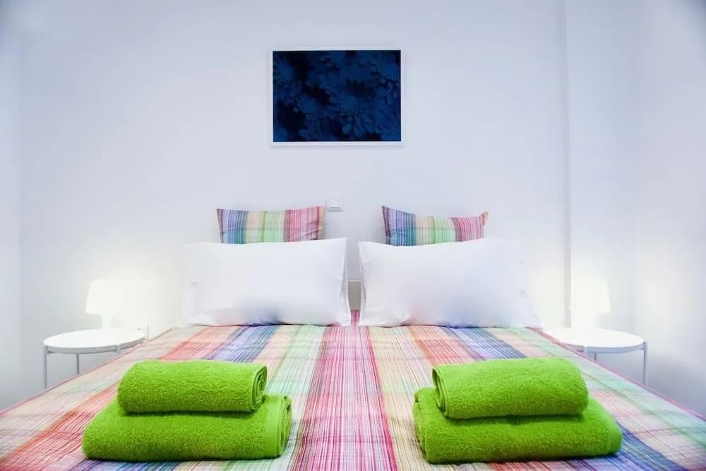 Sophisticated Modern Apt in Athens - photo 4