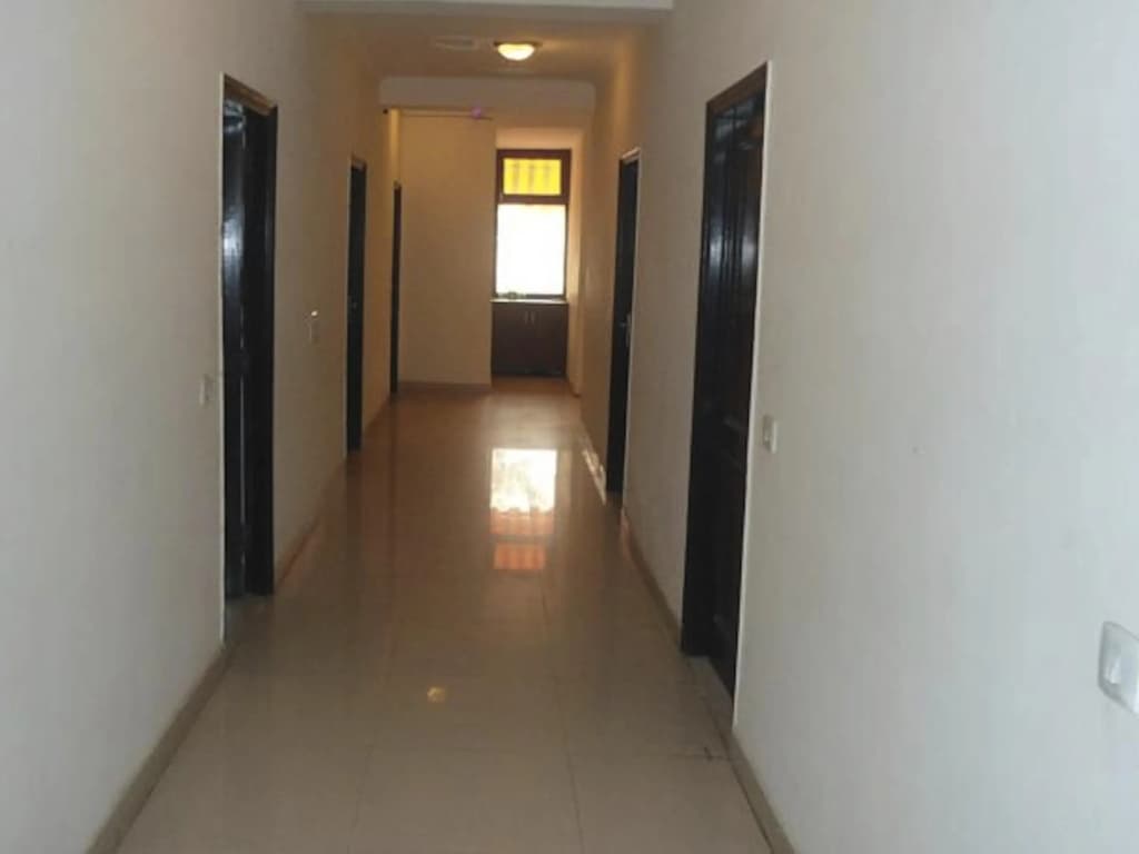 Glt Hotel Radiance - photo 4