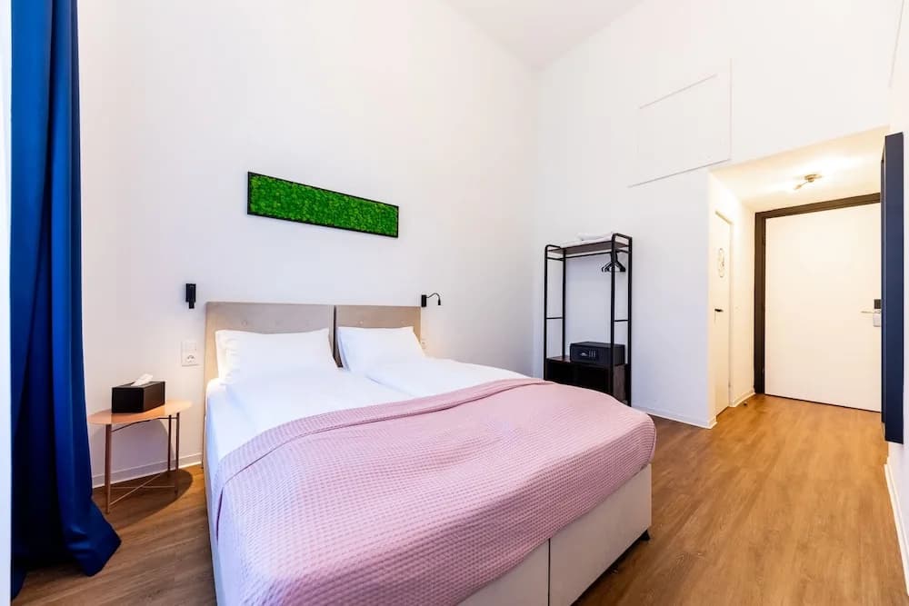 Adagio Downtown - MiniHotel - photo 5