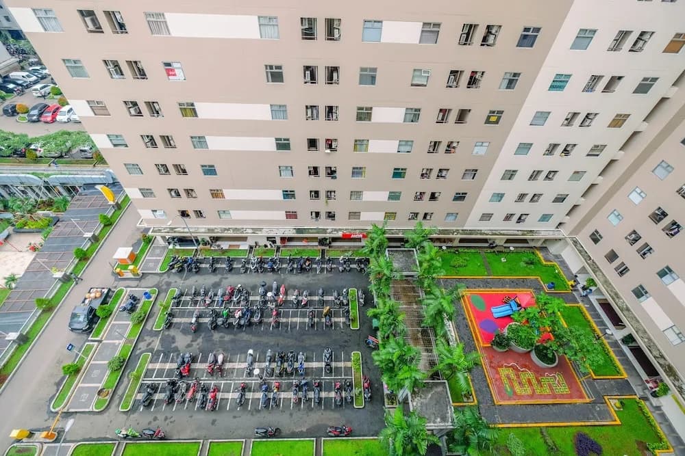 Good Location 2BR Apartment Kalibata City near Mall - photo 8