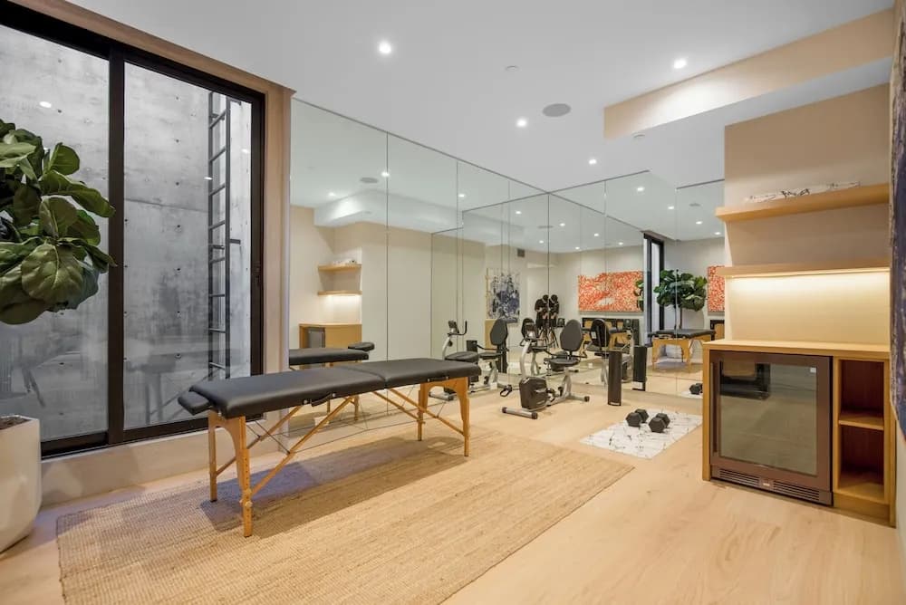 Hutton Modern - photo 4