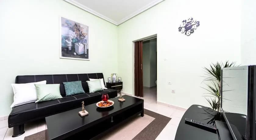 Madrid Residence - photo 8