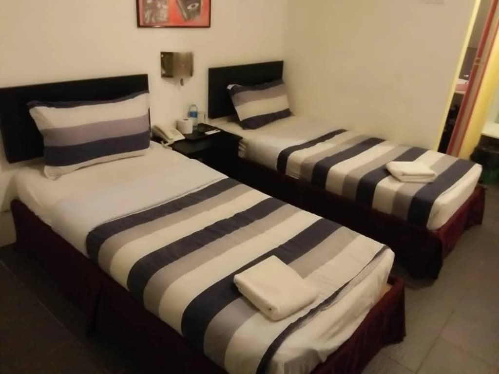 Metro Inn - photo 6