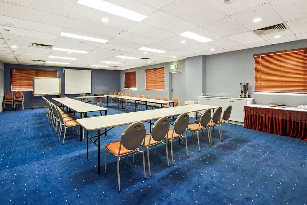 Comfort Inn Dandenong - photo 3