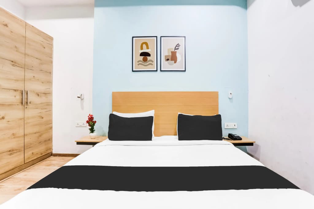 Super Townhouse Rohini Sector 23 - photo 37