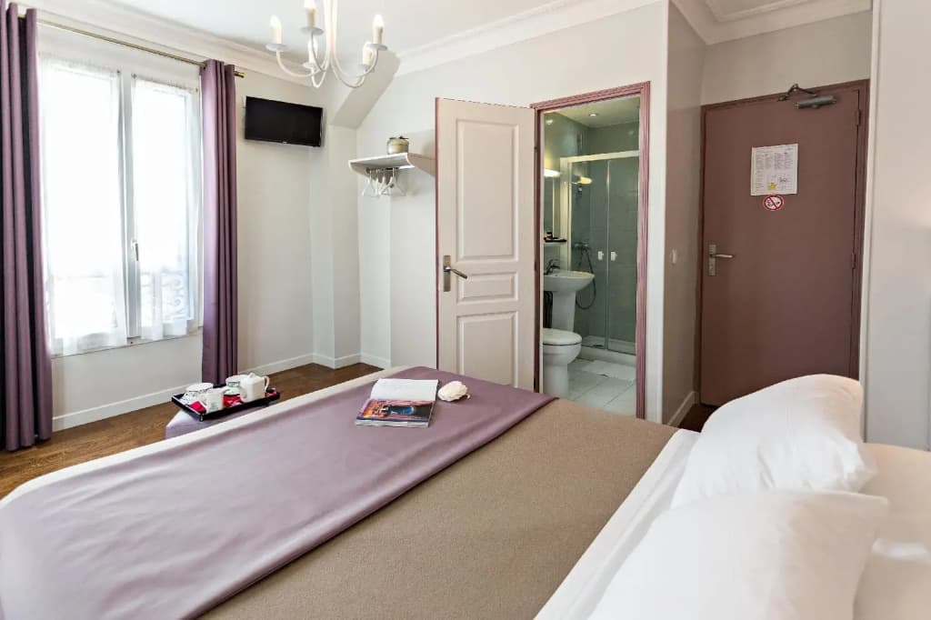 Modern Hotel - photo 16