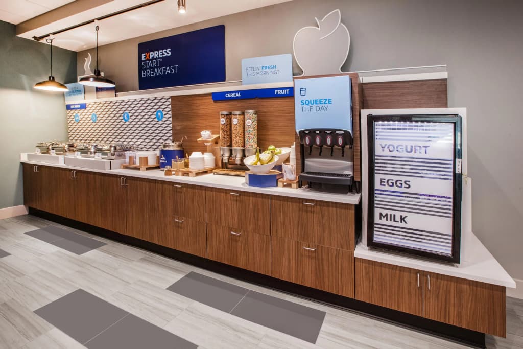Holiday Inn Express Van Nuys by IHG - photo 19