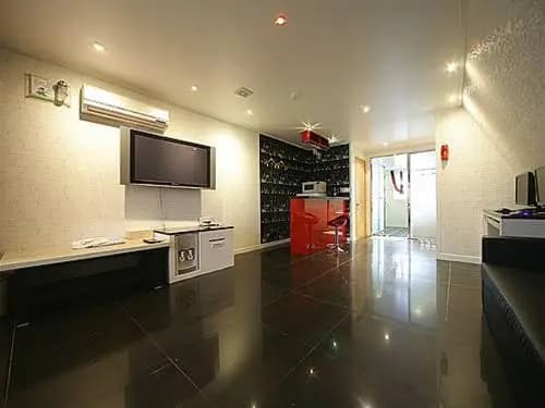 Ezen Hotel - photo 10