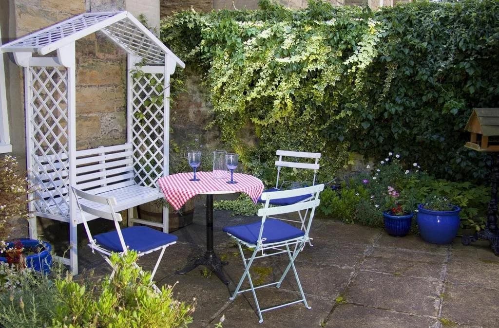 West End Twelve Holiday Apartment - photo 2