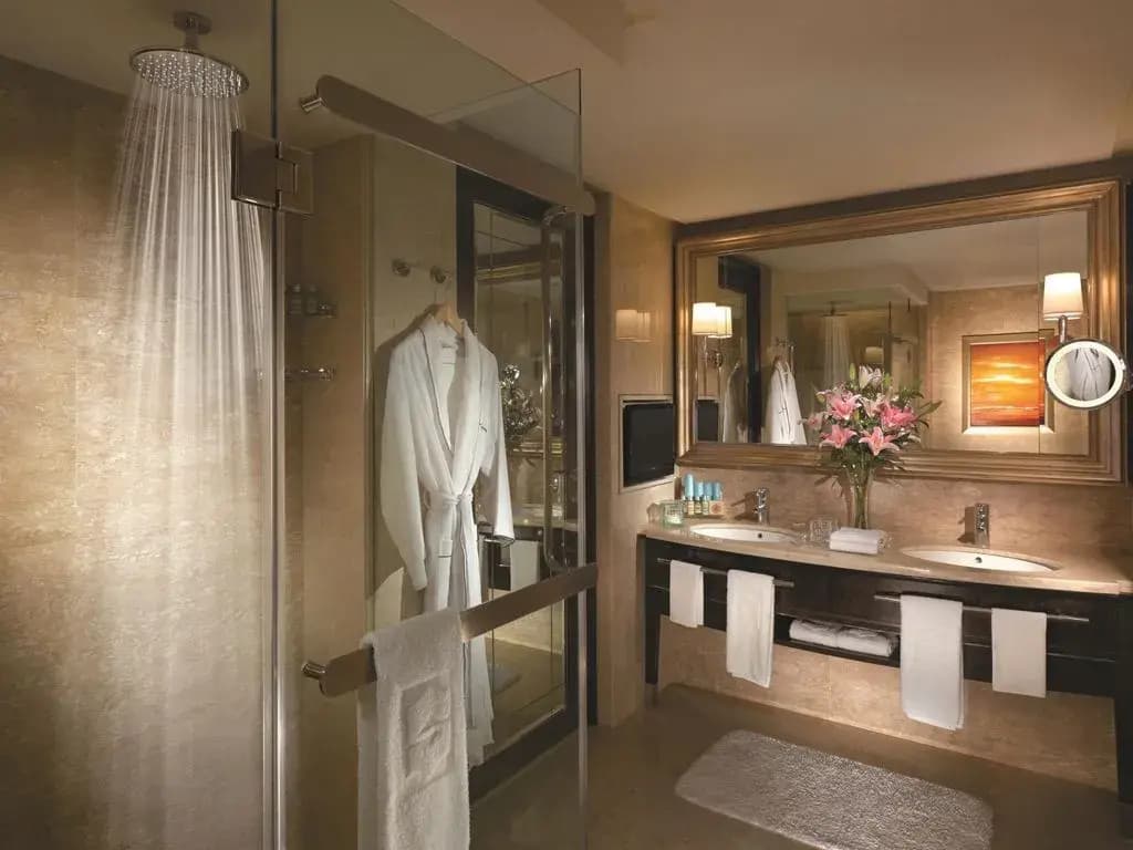 Shangri-La Kuala Lumpur - photo 9