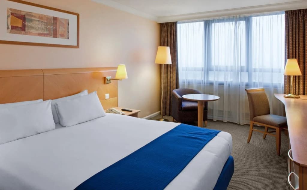 Holiday Inn London-Kensington Forum - photo 6