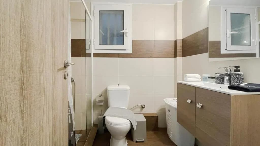 Kodrigktonos Central 77sqm apt in Viktoria - photo 4