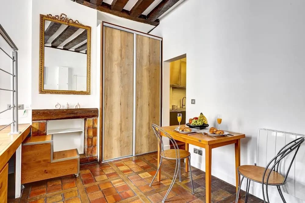 Elegant Studio in Le Marais - Sleeps 4 - photo 5