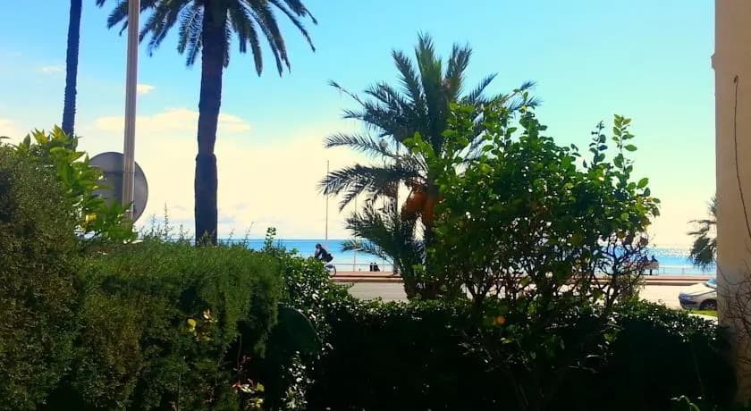 Promenade Lemon Apartment - photo 7