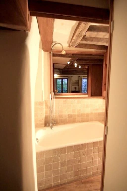 Apartment With one Bedroom in Paris, With Wonderful City View and Wifi - photo 8