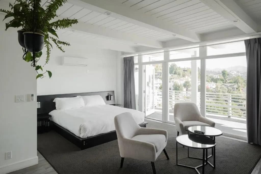 Hollywood Hills Hotel - photo 3