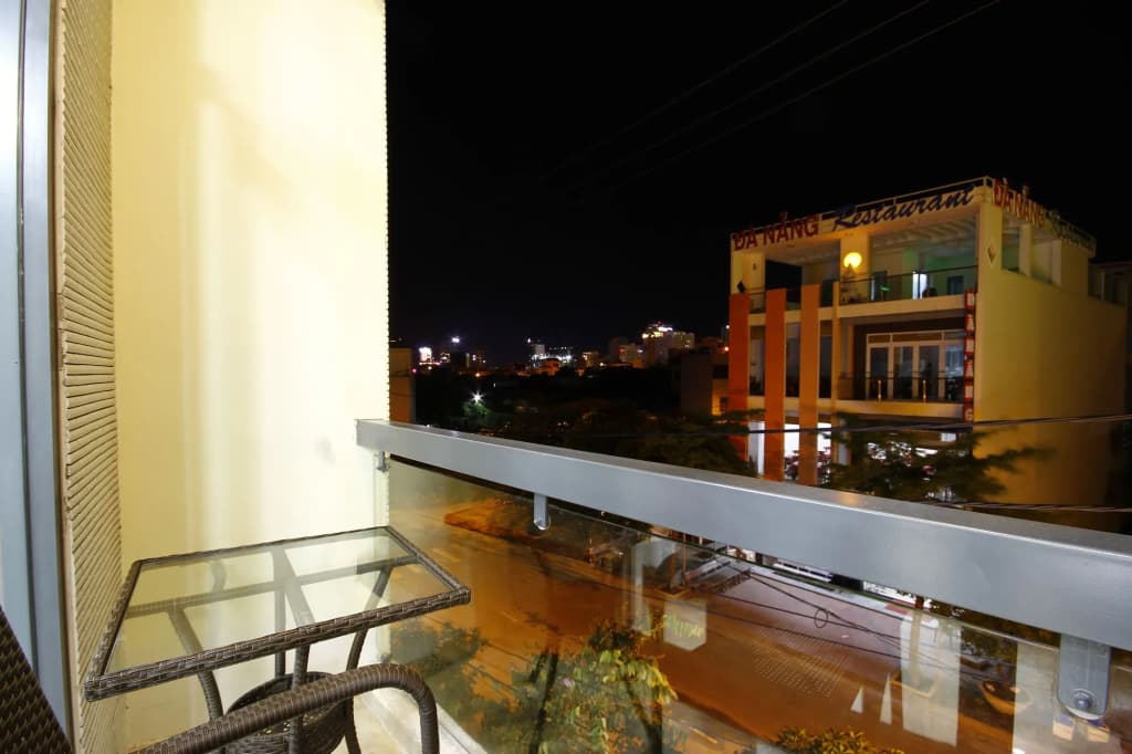 LIS Hotel - photo 7