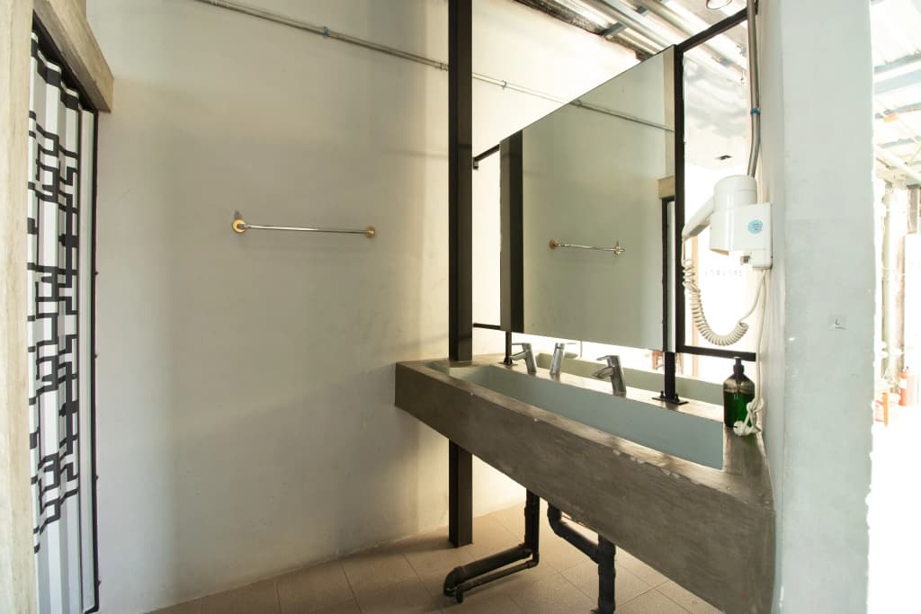 Loftel 22 Hostel - photo 17