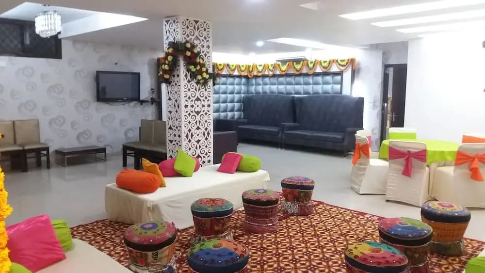 Sundeep Inn - photo 11