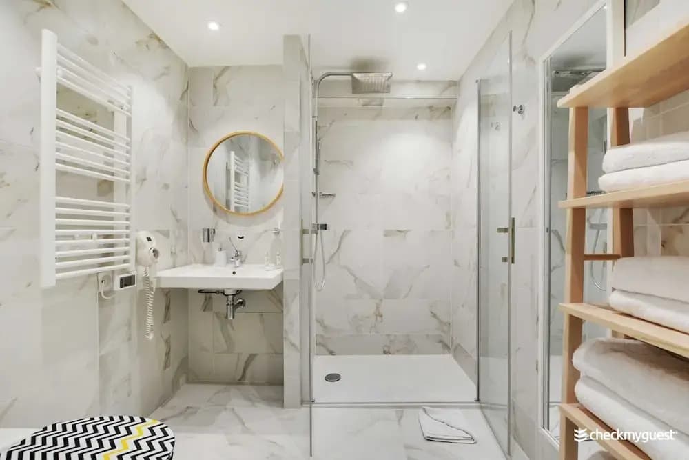 Comfortable Apartment - 1br/4p - Sacre Coeur - photo 6