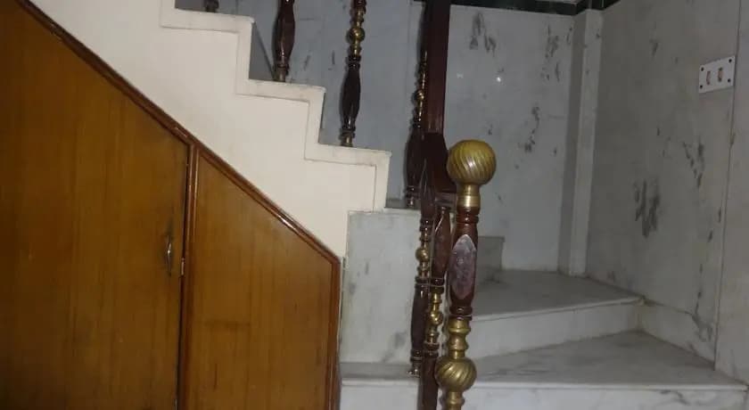 Priyanka Guest House - photo 9