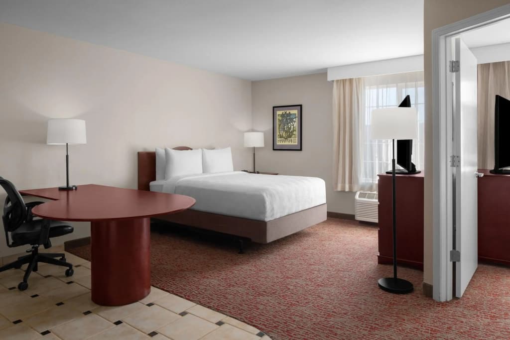 Larkspur Landing Extended Stay Suites South San Francisco - photo 5