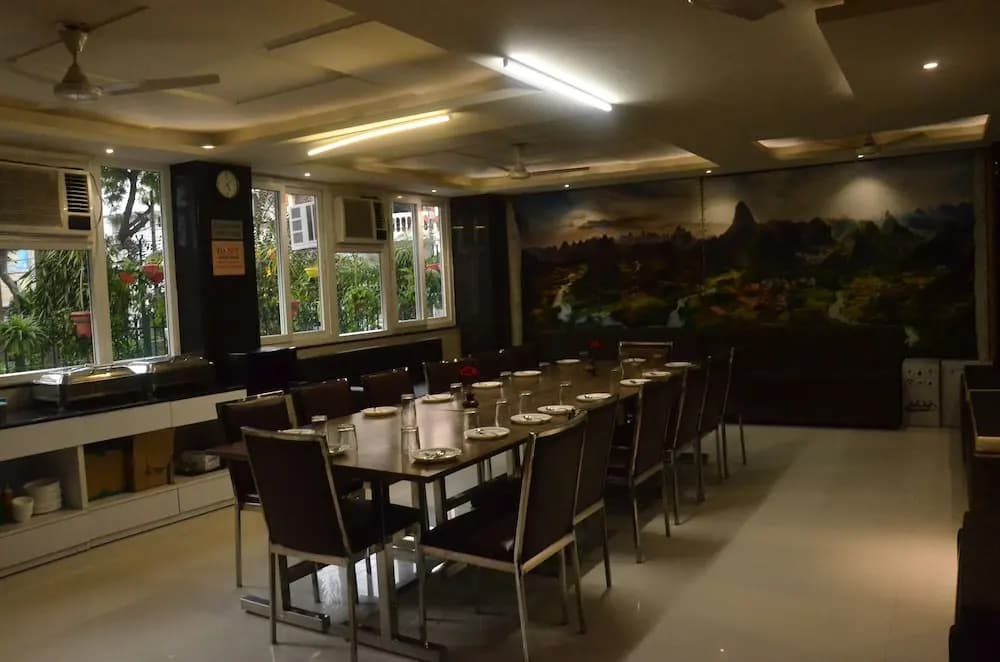 Hotel Sopan Heights - photo 19