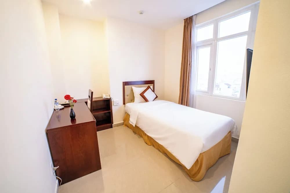 Lychee Hotel - photo 5