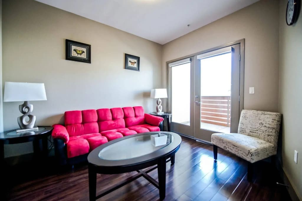Ray W. Suites - photo 5