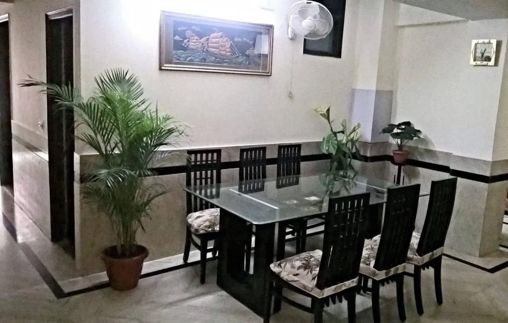 Hotel Su Shree Continental - photo 13