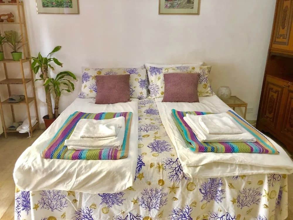 Flower Rooms - photo 2