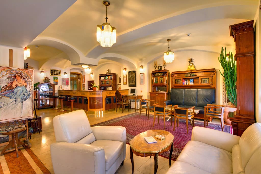 Hotel Mucha - photo 2