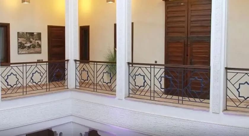 Riad Charlott - photo 2