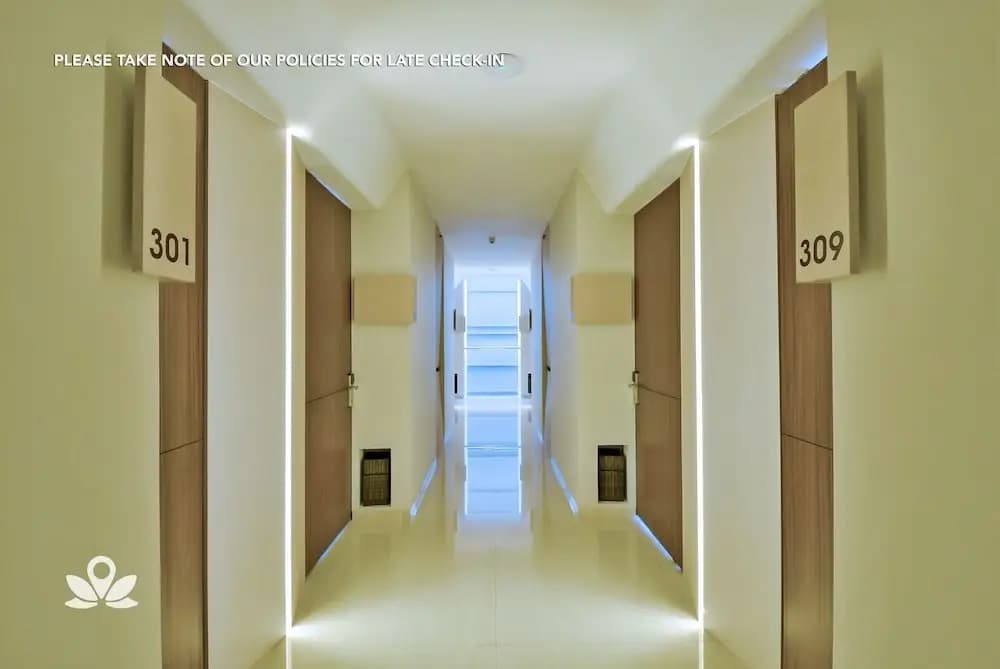 ZEN Premium Mega Kuningan - photo 11