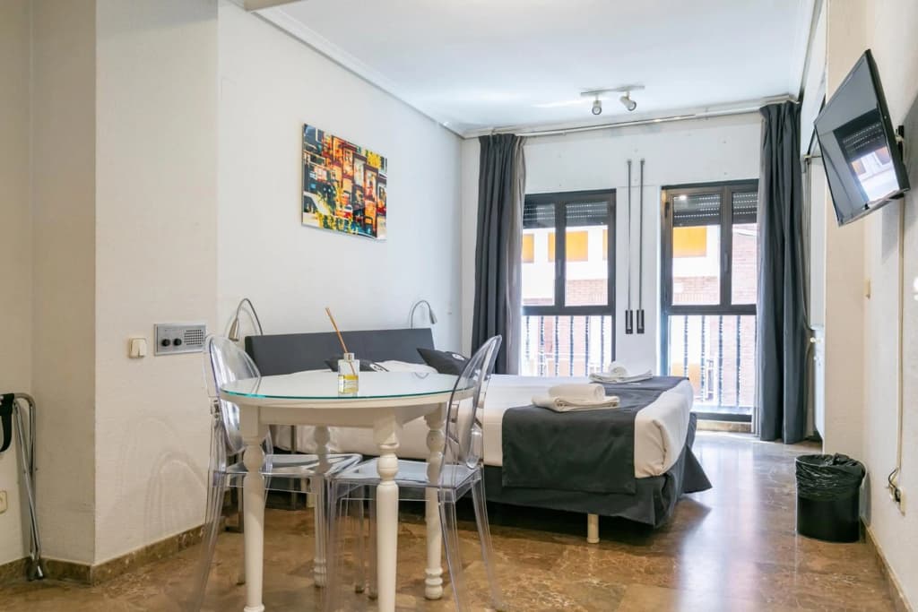Quo Eraso Aparthotel - photo 41