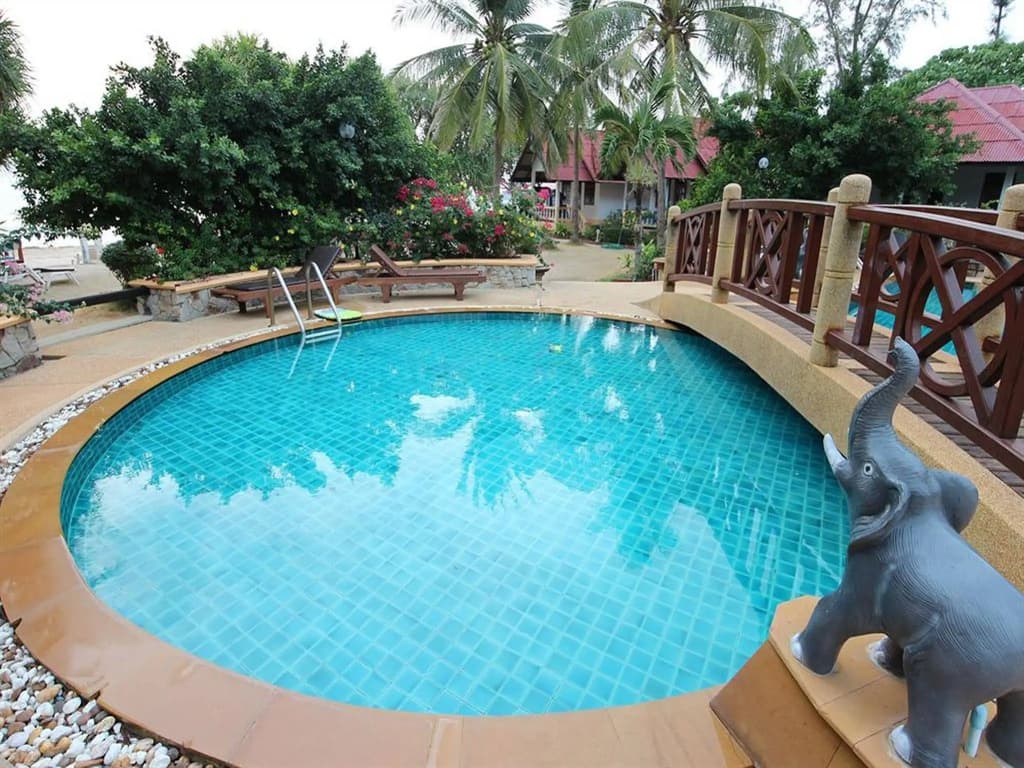 Lanta Villa Resort - photo 9