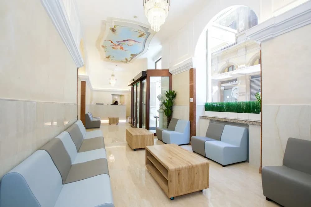 Hotel Maximus - photo 2