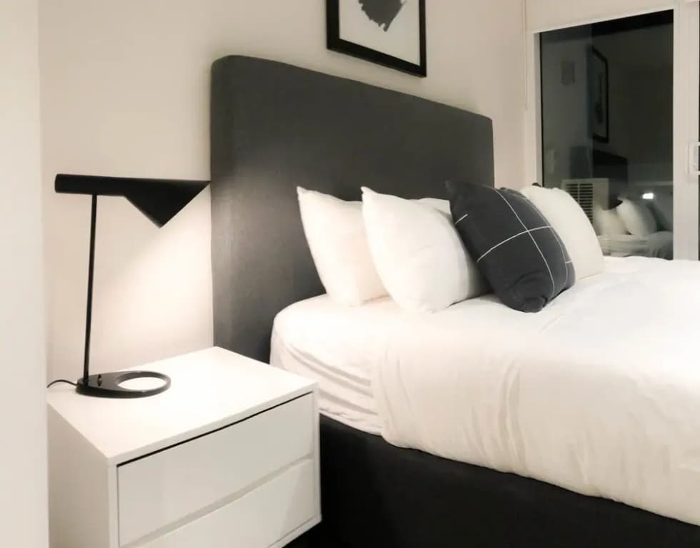 South Yarra Claremont Apartment - photo 5